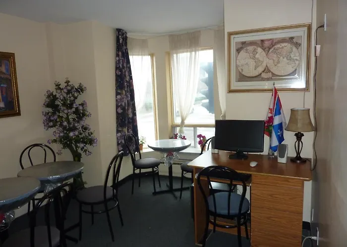 Hotel Viger